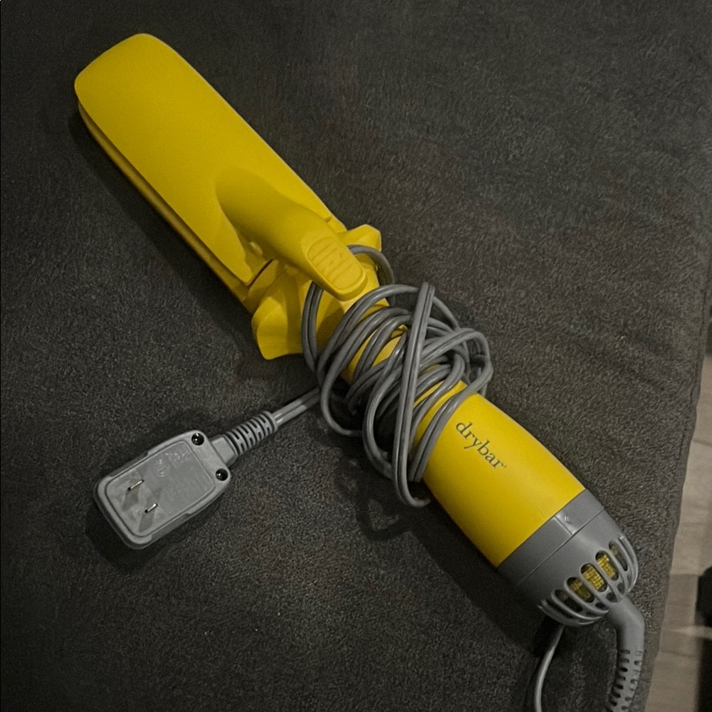Drybar Straight Shot Like New